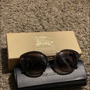 Brown Radiant Burberry Shades !